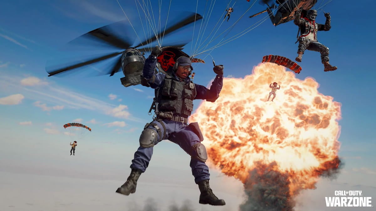 Parachuting soldiers in Warzone game battle