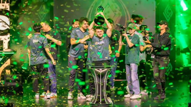 FlyQuest celebrates 2024 LCS championship